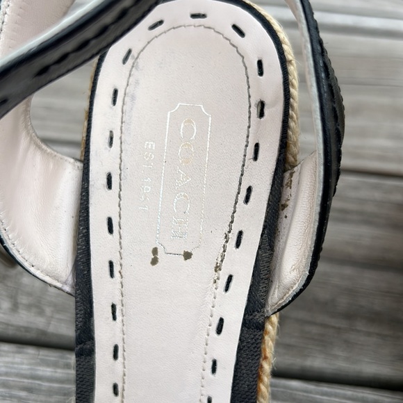 Coach - Picture 3 of 11